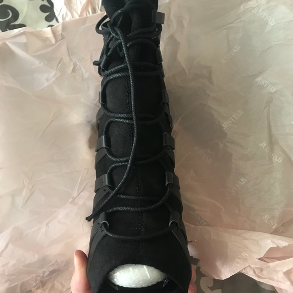 Laced up open toe black suede booties - Picture 3 of 4